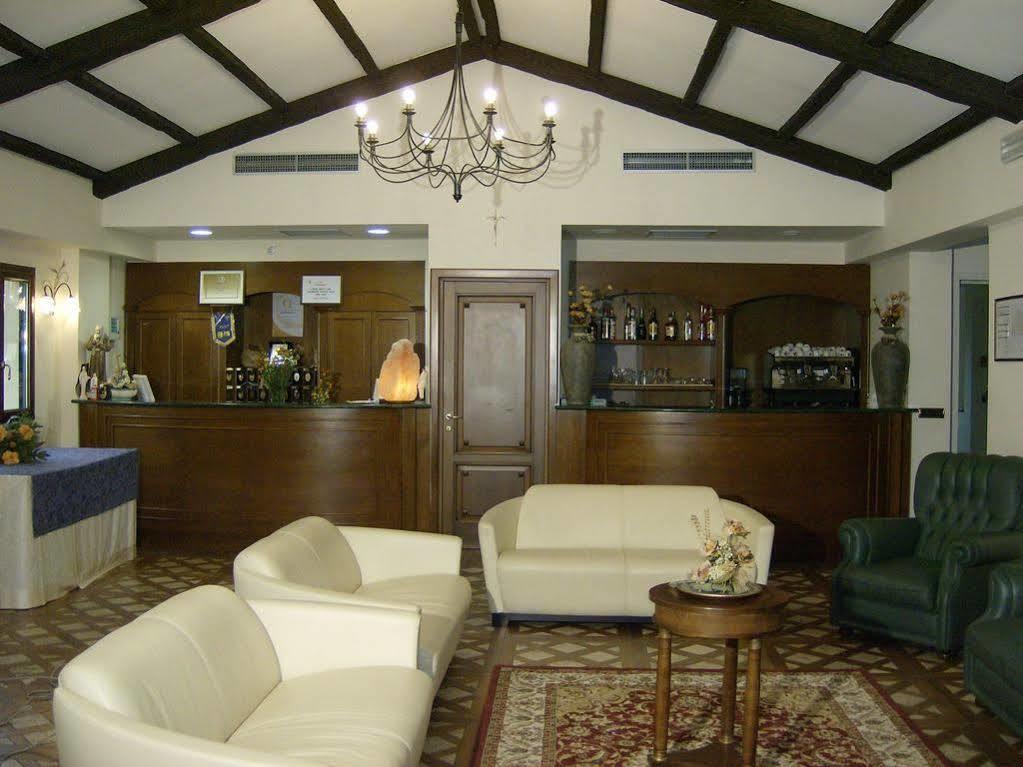 La Locanda Di Castromediano Кастельмеццано Экстерьер фото